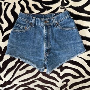 Dark Wash High Waisted Levi Shorts